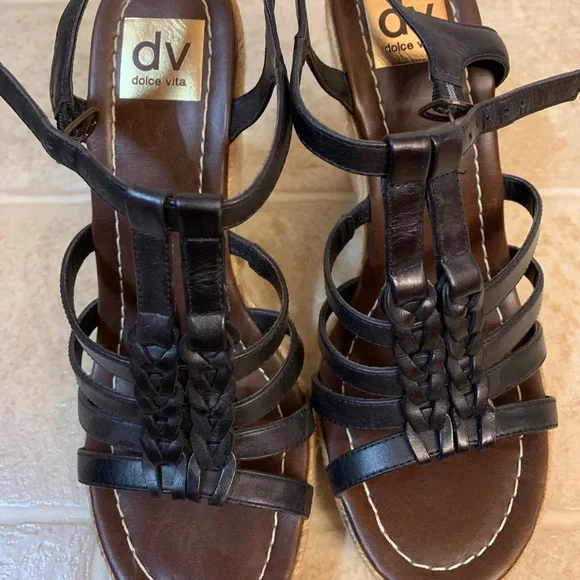 Dolce Vita Wedges - Picture 5 of 8